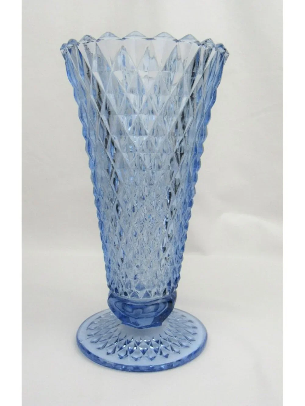 Vintage Indiana Glass Diamond Point Trumpet Vase MCM Regal Azure Blue 8